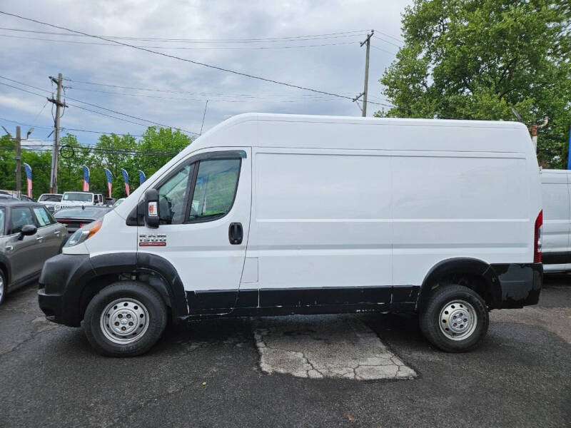 ram promaster cargo van 2018 3C6TRVBG9JE145046 image ram promaster cargo van 2018 3C6TRVBG9JE145046 image
